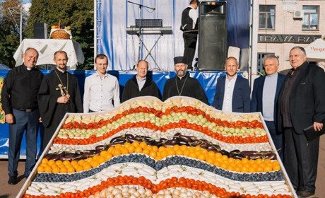 Переяславці відзначили День подяки на центральній площі міста