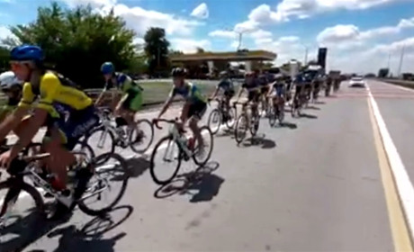 Тур де Франс Україна: новокаховчанин проводить благодійну велогонку на підтримку ВПО з Херсонщини