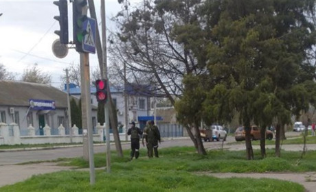 Проросійському блогеру з Каховки повідомили про підозру за заклики до зміни меж України