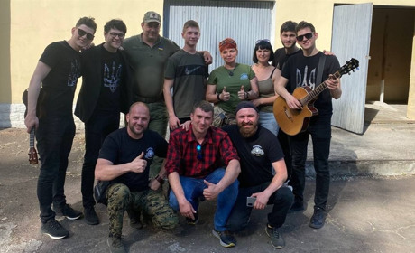 "Байкери – бійцям": учасники "Тарасової гори" та гурт SPIV BRATIV відвідали шпиталь на Переяславщині