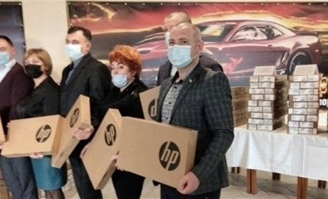 Вчителі Гуляйпільської громади отримають ноутбуки