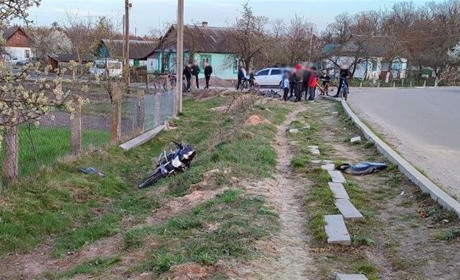 П’яний мотоцикліст із Сарненського району з'їхав у кювет на Володимиреччині — пасажирка в лікарні