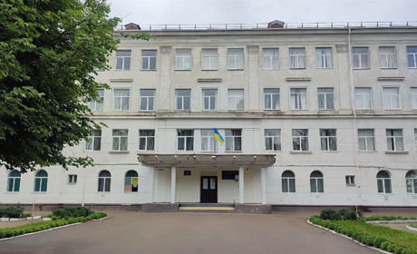 На медичні і освітні заклади виділяють кошти: кому, скільки і для чого