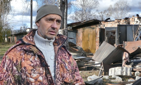 «Все було у вогні, стріляв шифер»: що розказують жителі Шостки про удар рф по гаражному кооперативу