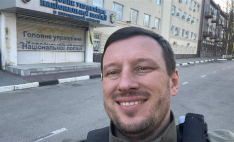 "Нам впихують усілякий мусор"