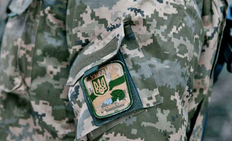 Військкомат: тероборона не вимагає авто. Посильні таксисти у Біляївці розвозитимуть повістки