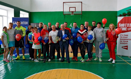 Вчителі фізкультури у Жмеринці отримали сертифікати для викладання бадмінтону у школах