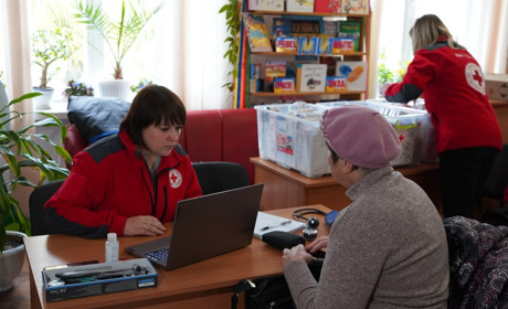 У Городок вкотре приїхала мобільна бригада Товариства Червоного Хреста. Коли буде наступний візит