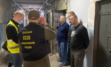 На Сумщині судитимуть учасників організованої групи, які ошукували військовослужбовців