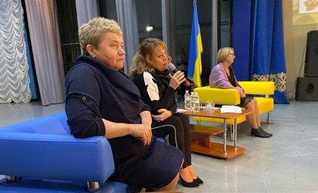 Жінки можуть все: як пройшов форум “Роль жінки в зоні ООС” у Волновасі
