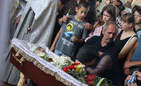 Громада Сміли прощалася із захисником Журавлем Сергієм