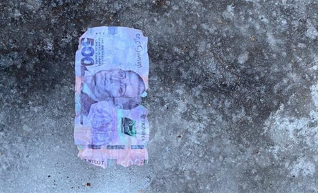 Сватівчанин, який двічі розраховувався у магазинах сувенірними грошима, зробив це ще раз: подробиці