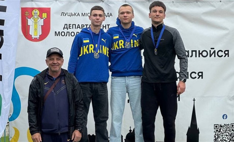 Юні легкоатлети Старокостянтинівської ДЮСШ успішно виступили на чемпіонаті України