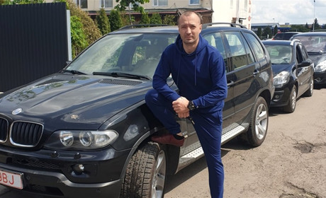 Беруть завдаток і зникають: як від імені сарненчанина шахраї ошукують людей