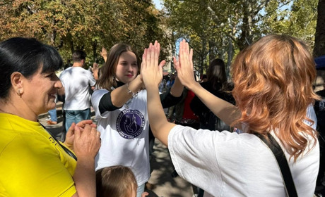 Танці, пісні, спогади — і війна: портрет фестивалю «Дружба», який пройшов у Миколаєві