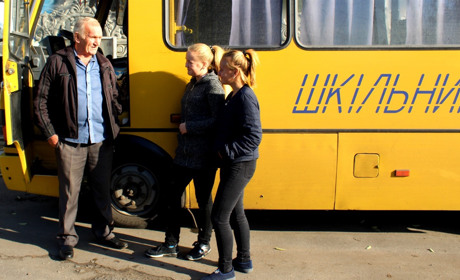 Водій шкільного автобуса Олександр Новак: 46 років водійського стажу і тисячі кілометрів доріг