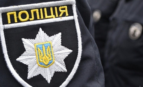 Поліція встановлює особу чоловіка, якого виявили мертвим у лісосмузі поблизу Сальника