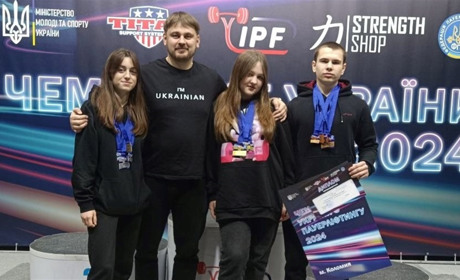 Наші спортсмени здобули 12 нагород на чемпіонаті України з пауерліфтингу