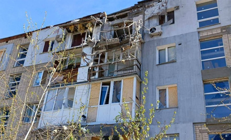 Окупанти знищують будинки і майно жителів Каховки