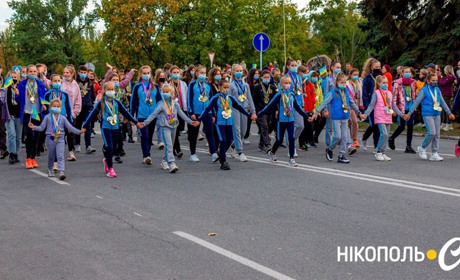 Нікополь з мирного минулого: відгадайте за фрагментом фото заходи або події, які відбулися у місті
