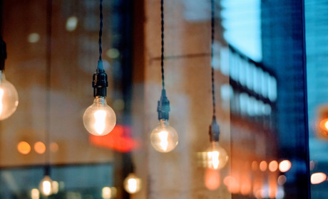 1 вересня у Сватовому на восьми вулицях і провулках не буде світла: графік відключень