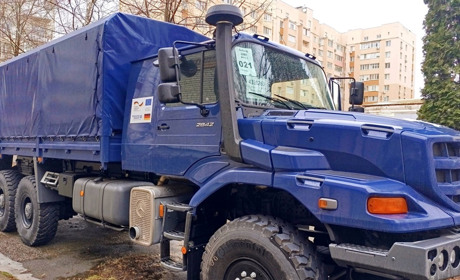Комунальники Шевченківської громади отримали новий вантажний автомобіль