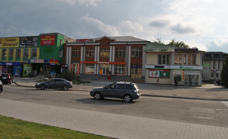 Буде автостоянка, зелені зони та бруківка. Як виглядатиме пішохідна зона у центрі Городка
