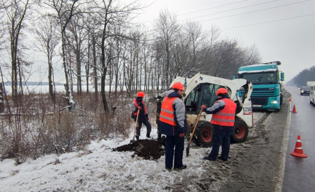 Паланська громада: на автодорозі М-05 в районі теплиць встановлять камери відеоспостереження