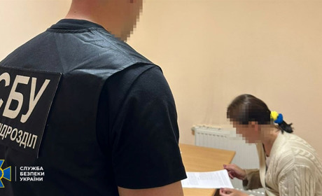 На Житомирщині затримали серійну "мінерку": жінка тероризувала сотнею фейкових повідомлень