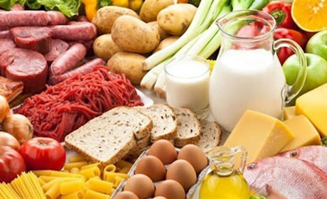 Скільки коштує продуктовий кошик у Звягелі: огляд цін на ринку "Урожай"