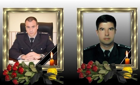 Прощання із загиблими поліцейськими тривало кілька годин