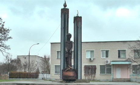 Запали свічку пам'яті за жертвами голодоморів!