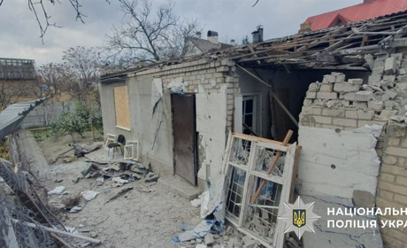 На Херсонщині армія рф завдала ударів по житлових кварталах, критичній та соціальній інфраструктурі