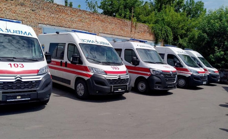 Фастівська станція екстреної медичної допомоги отримала 10 нових автомобілів