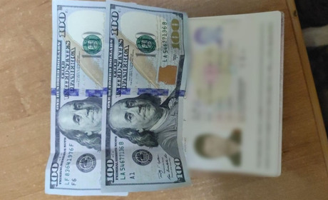У пункті пропуску "Старокозаче" китаєць за 200 доларів хотів підкупити прикордонника