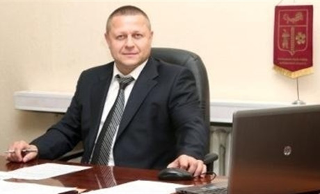 Кадрові зміни: у Лозівській РДА новий очільник з Барвінківщини