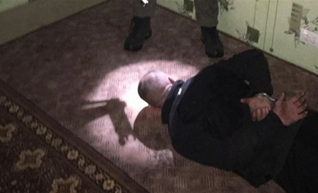 На Сватівщині затримали раніше судимого 44-річного чоловіка. Він хотів вбити сусіда з рушниці