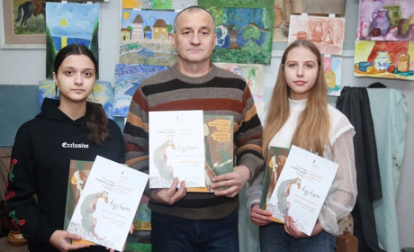 Вихованці Кіцманської художньої школи отримали нагороди на "Буковинському розмаї-40"