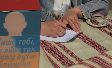 «Лист у майбутнє»: рідні зниклих безвісти та полонених військових провели акцію в Сарнах