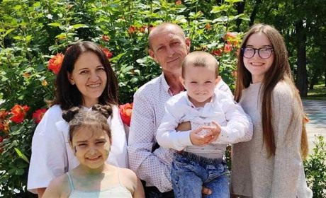 Віра у пісні: як дівчинка з Донеччини стала зіркою на великій сцені