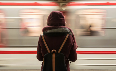 Корисний довідник: розклад руху приміських поїздів