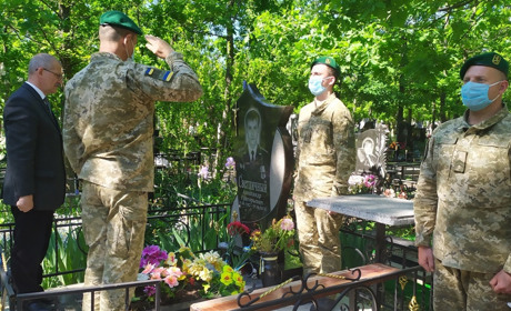 День героев Украины: в Измаиле почтили память Александра Светличного (видео)