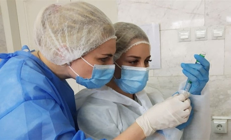 СОVID-19 в Южноукраїнську залишається, вакцина Pfizer закінчується. Дивіться подробиці