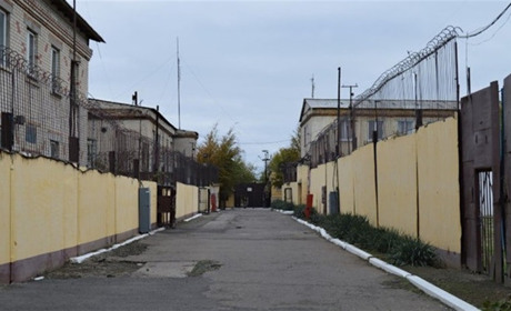 Найбільше випадків катувань українських ув’язнених зафіксували на Херсонщині