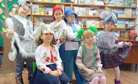 У бібліотеці відбулося театралізоване мистецьке свято