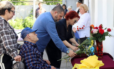 В Ізмаїлі відкрили меморіальну дошку на честь захисника Валерія Степанова