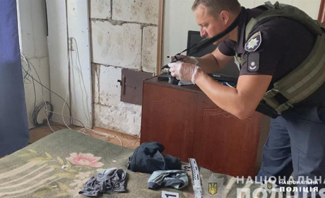 На Одещині дядько регулярно ґвалтував малолітнього племінника, обіцяв купити за це телефон