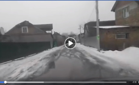 У Facebook чортків'янин поділився відеозаписом затопленої талим снігом вулиці Надрічної