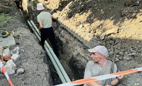 У Покровську триває масштабна підготовка багатоповерхівок до наступного опалювального сезону