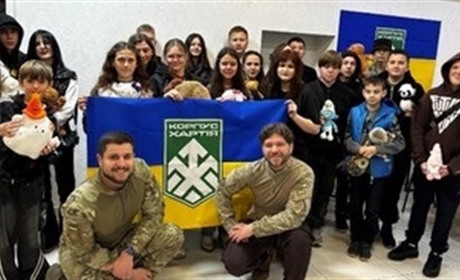 Діти Дворічанської громади зустрілися з військовими бригади "Хартія"